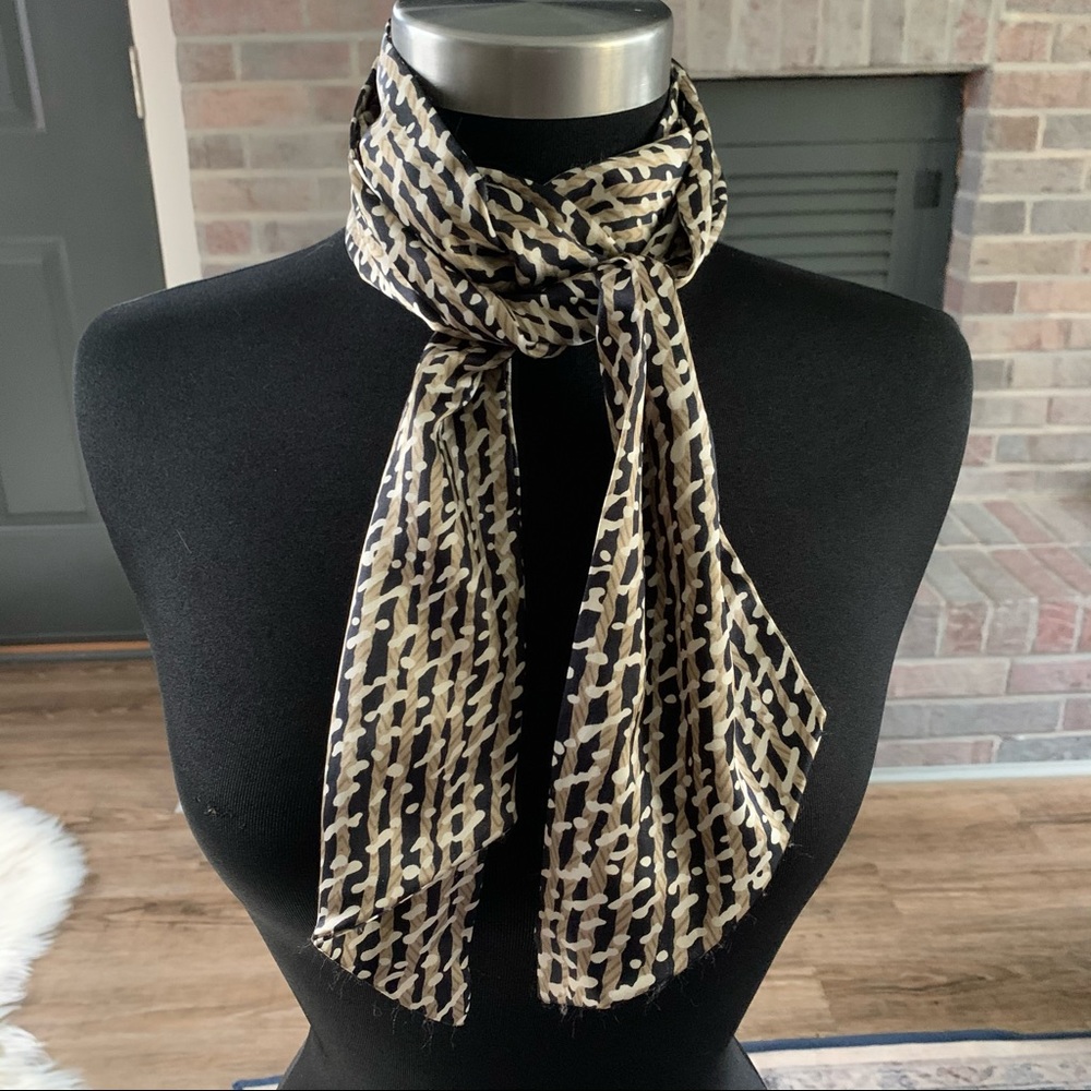 ❤️Vintage❤️Long Black & Tan Scarf❤️Classic - Picture 1 of 2